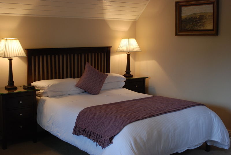 Hotel Mena House Kilkenny Exterior foto