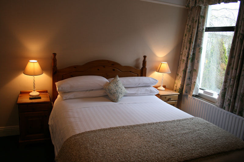 Hotel Mena House Kilkenny Exterior foto